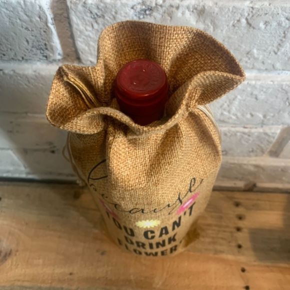 Burlap Wine Gift Bag Custom Deign - Picture 3 of 3